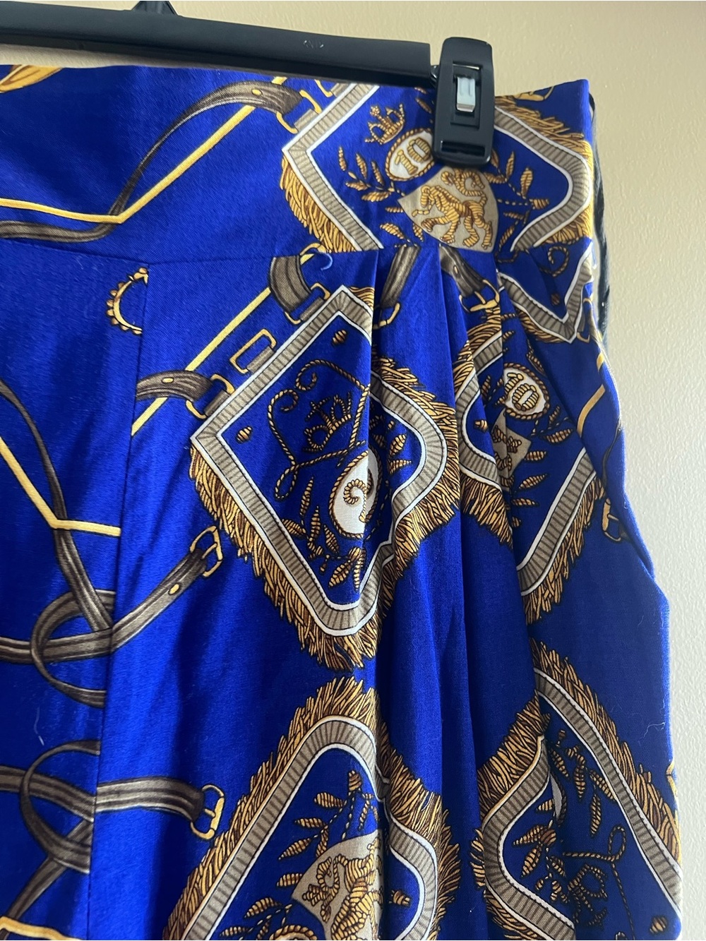 Cropped Wide Leg Printed Culotte Pants in Royal Blue - Picture 3 of 10